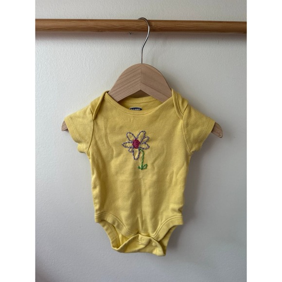 Hand embroidered onesie - Picture 1 of 2